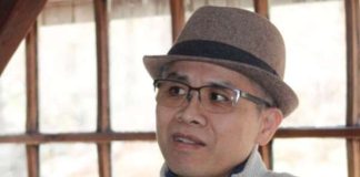 Portrait artist’s fascinating decision about how to paint Jesus after ‘encounter with Christianity’